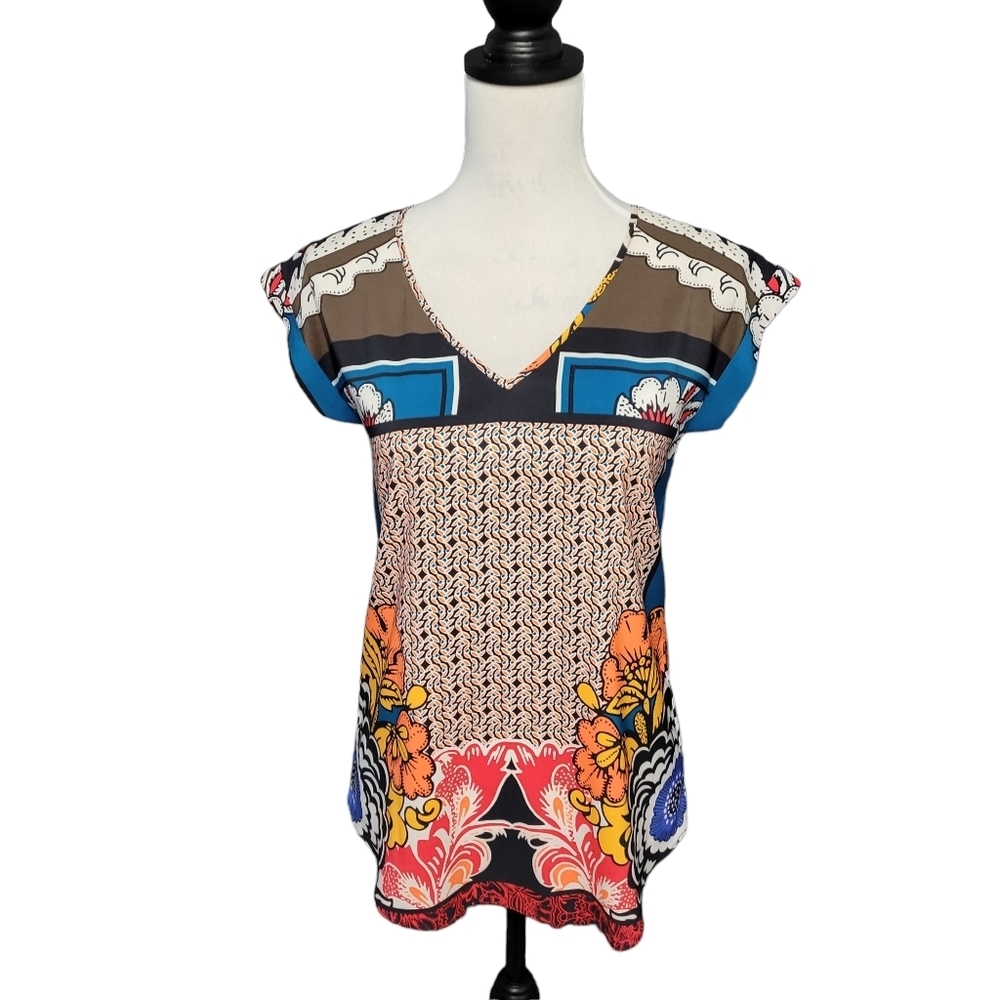 Express women's v-neck top-short sleeve size extra small